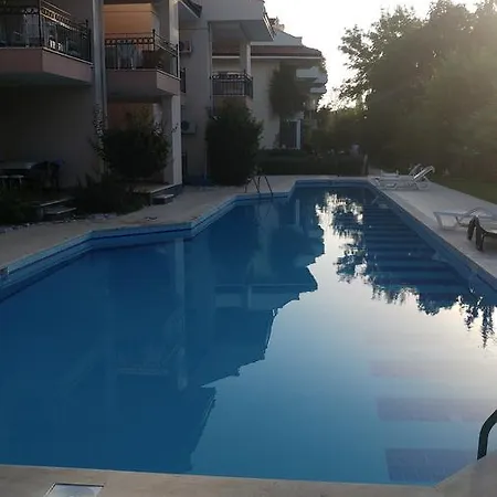 Willa Oasis Villalari